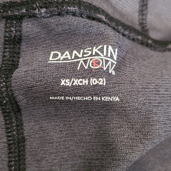50% off Danskin now fitted capris - Picture 3 of 8